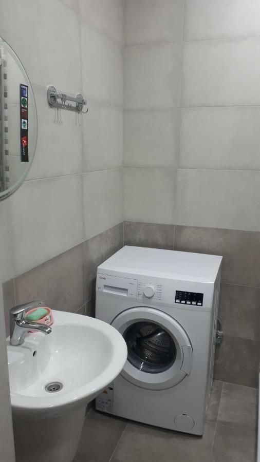 Vip Apartment 1 At Gorgiladze 118 Batumi Esterno foto